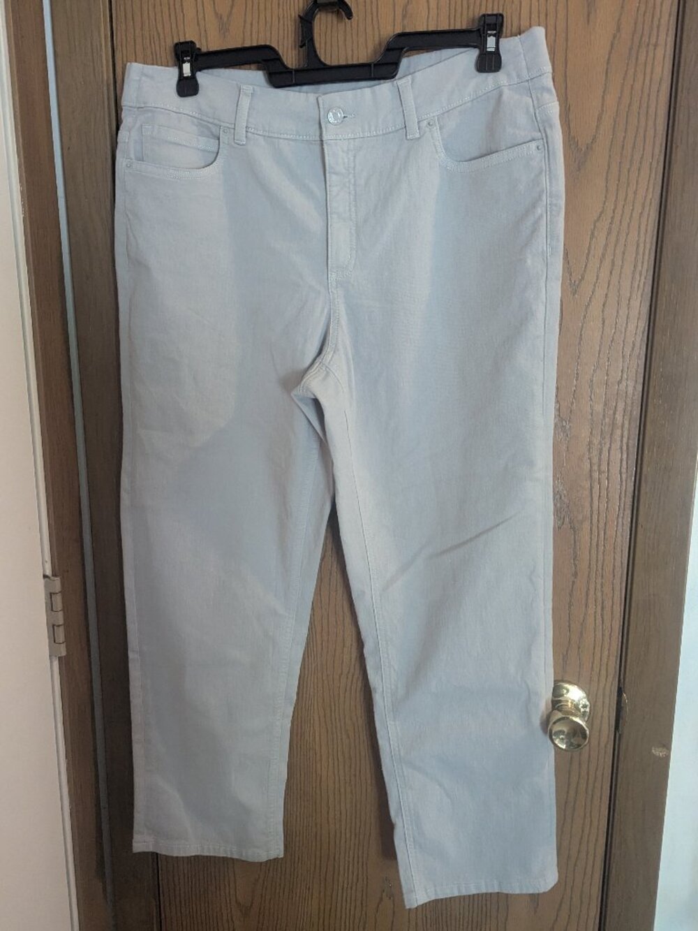 Denim and Company Comfort Stretch Classic Fit Light Gray/Tan Pants- Women's 16